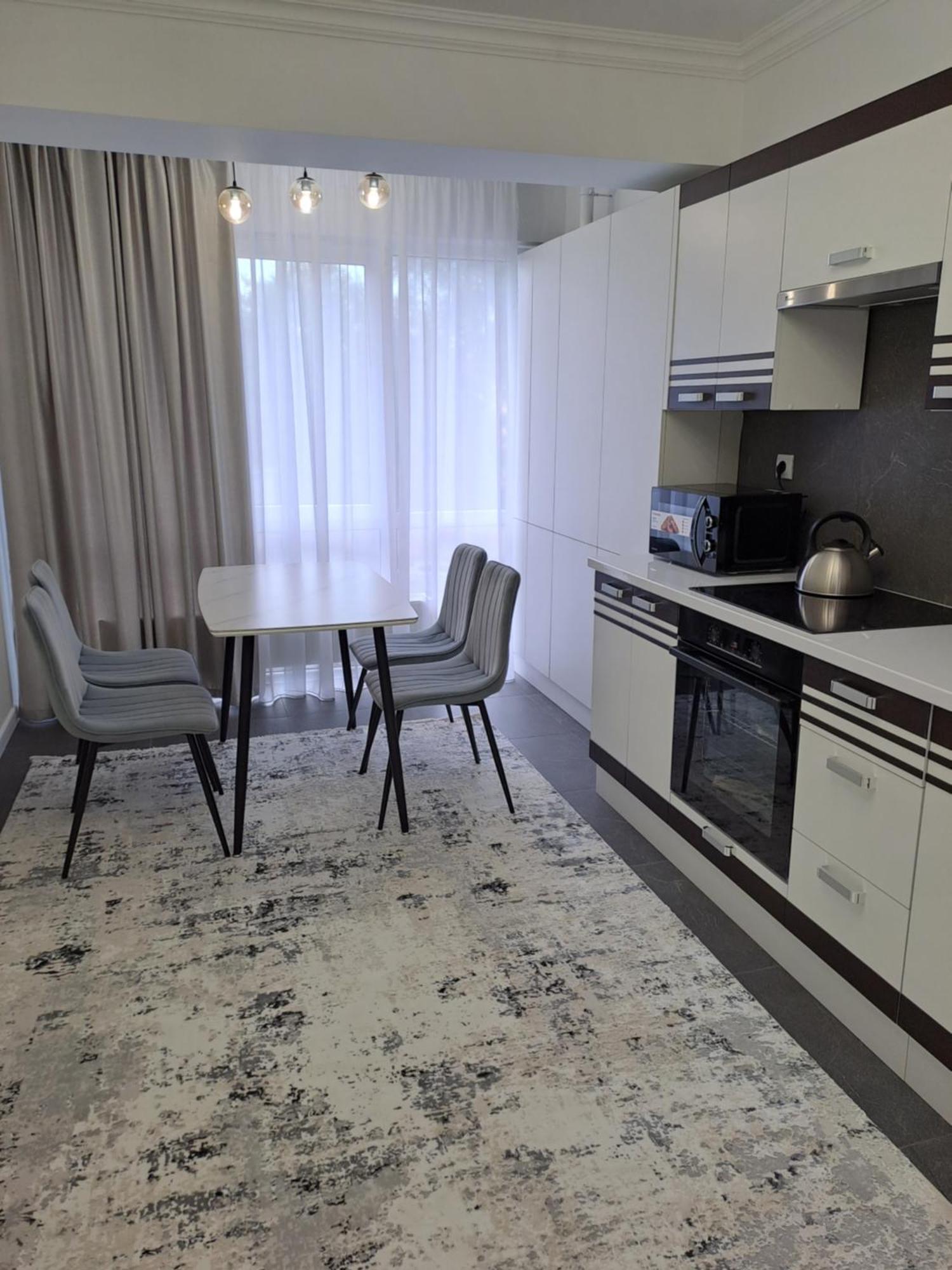 Apartment Airport 24&24 Car Parking *