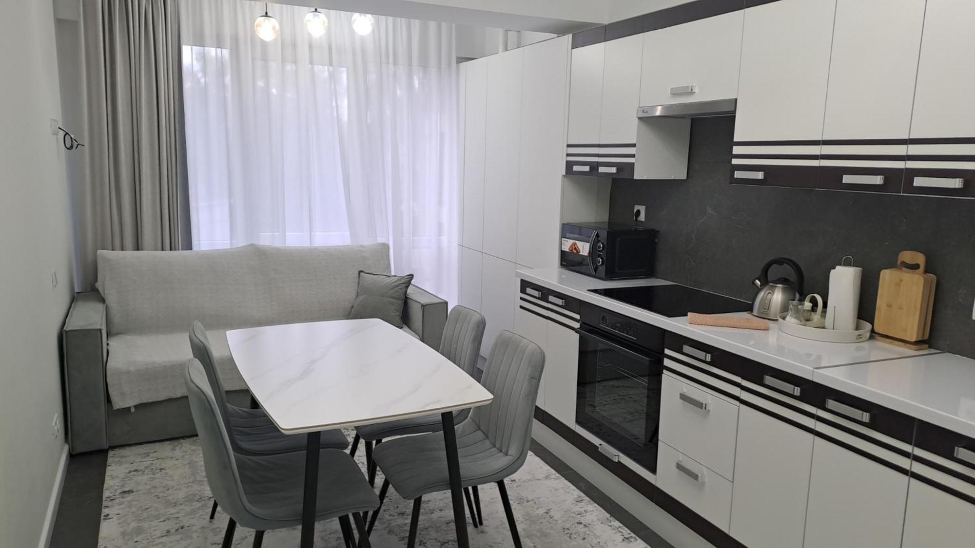 Apartment Airport 24&24 Car Parking Kischinau